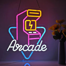 Enseigne néon led arcade usb avec lumière rose jaune bleu et texte arcade en script blanc pour espace gaming