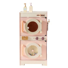 Ensemble jouets cuisine pour enfants avec cuisine jouet enfant en bois rose pastel et portes crème fonctionnalité séchoir