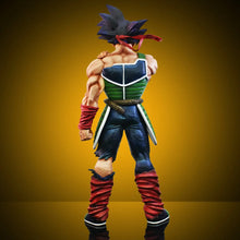 Figurine dragon ball z bardock 24cm détaillée avec armure verte et bleue et bandeau rouge iconique