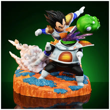Figurine dragon ball z vegeta vs guldo 21cm en résine détaillée avec vegeta en armure saiyan action sur base rocheuse orange