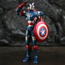 Figurine marvel iron patriot 17cm en armure bleue, rouge et argent tenant un bouclier capitaine america