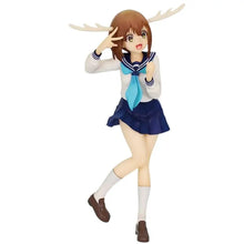 Figurine my deer friend nokotan d’une fille anime joyeuse aux cheveux bruns avec des bois, tenue marin blanc et bleu
