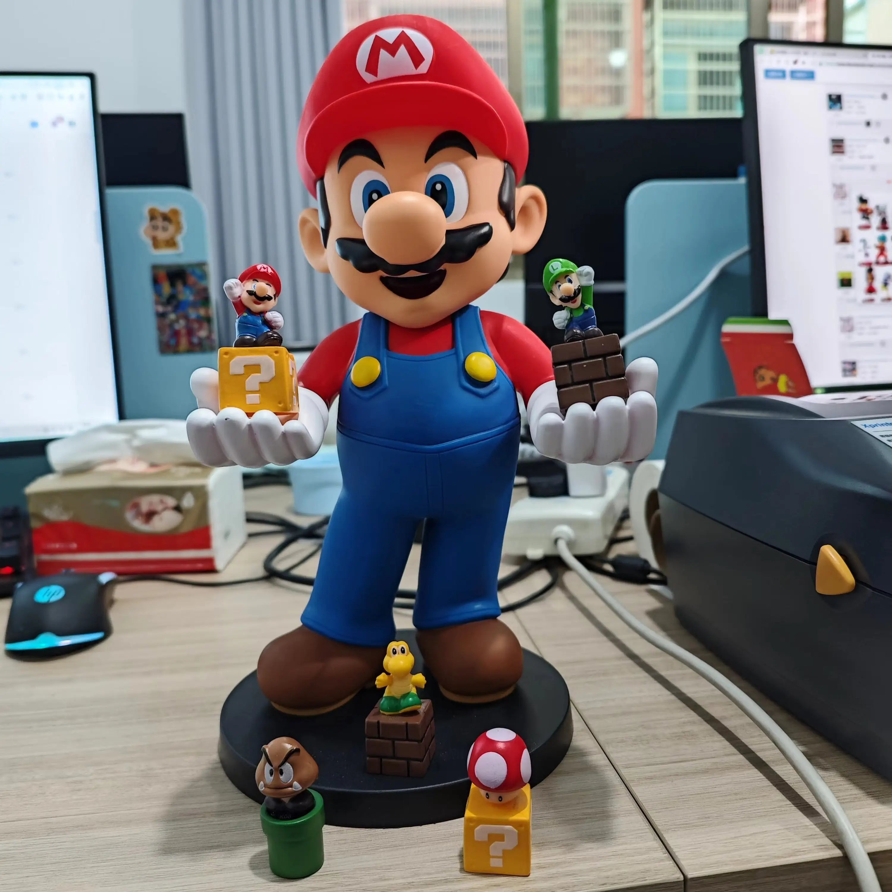 Figurine pour Telephone 31cm Super Mario