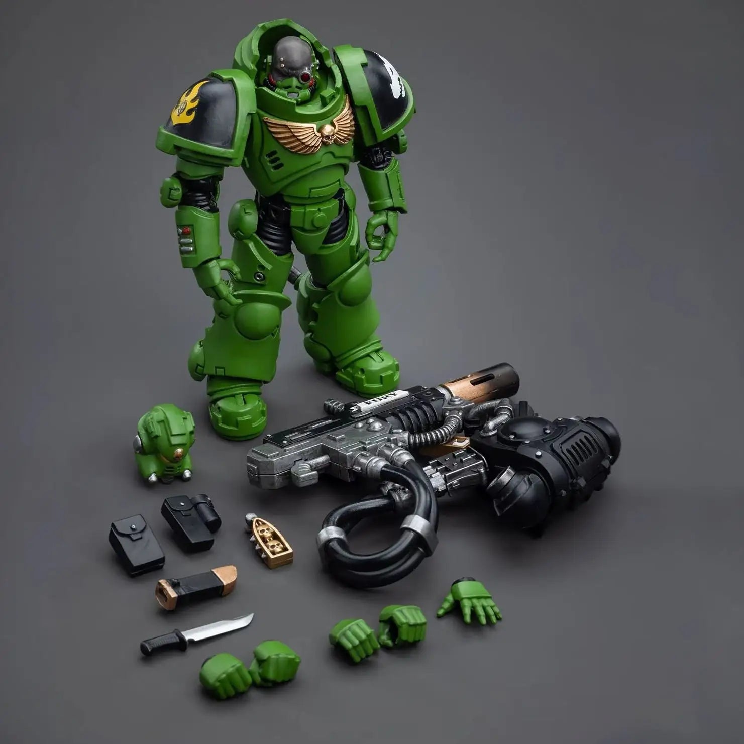 Warhammer 40K Captain Adrax Figurine