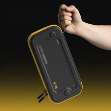 Housse rigide en simili cuir noire et jaune compatible nintendo switch avec surface texturée et bords renforcés