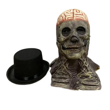 Masque intégral squelette en latex gris avec cerveau exposé et cage thoracique, accompagné d un chapeau haut de forme noir pour halloween