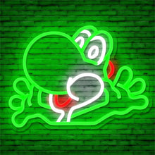 Lampe néon yoshi mario en néon vert avec accents blancs et rouges représentant yoshi mario lumineux