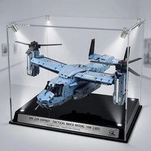 Light blue and gray lego moc hélicoptère militaire mv-22b osprey displayed in clear acrylic case for moc hélicoptère guerre