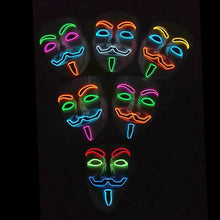 Masque lumineux inspiré de V pour Vendetta en plastique translucide avec contours led colorés pour Halloween