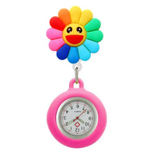 Montre de poche ronde en caoutchouc souple rose avec charm fleur arc-en-ciel souriante pour personnel médical facile à nettoyer
