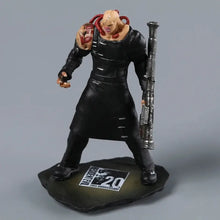 Figurine nemesis t-type en pvc de 11,5 cm représentant un personnage noir musclé avec visage grotesque et manteau noir