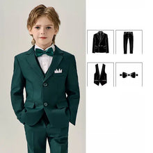Costume nœud papillon pour enfants avec veste ajustée à revers crantés et pantalon assorti convient également aux occasions élégantes