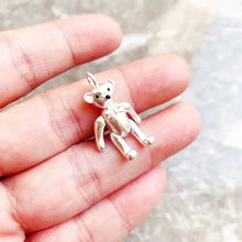 Pendentif ourson en argent 925 petit ourson argenté brillant avec yeux en perles noires à porter élégamment