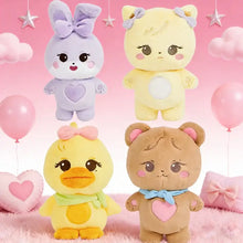 Collection de peluches animaux mignons kpop avec lapin lavande, chat jaune, canard et ours marron avec accessoires colorés