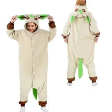 Onesie cosplay unisexe beige et vert eevee avec accents marron idéal pour pyjama cosplay et soirées cocooning