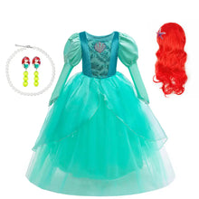 Robe costume ariel enfant turquoise avec manches bouffantes et jupe en tulle superposée décorée d un coquillage brodé