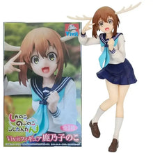 Figurine shikanoko noko 18 cm d une fille brune avec bois de cerf en uniforme marin blanc et bleu deer friend nokotan