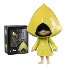 Figuine six little nightmares imperméable jaune 9,5 cm avec finition brillante et design minimaliste capuche vue arrière