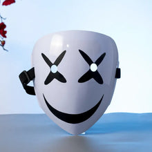 Masque sourire mystérieux blanc avec yeux en x noirs et élastique réglable pour halloween adulte