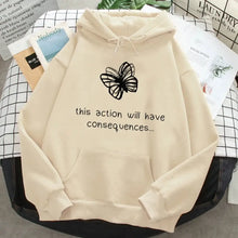 Sweatshirt à capuche beige life is strange avec papillon noir et texte this action will have consequences imprimé dessous