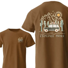 T-shirt coton explore more marron manches courtes avec poche avant et impression dos route montagne et voiture vintage