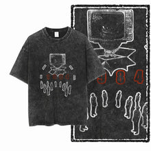 T-shirt coton noir distressed avec design inspiré george orwell vintage tv et date 1984 imprimée en blanc et rouge