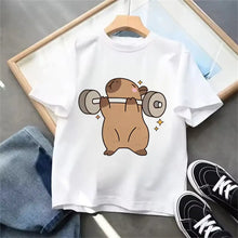 T-shirt blanc capybara avec motif cartoon de capybara soulevant des poids et des étincelles pour enfant et adulte