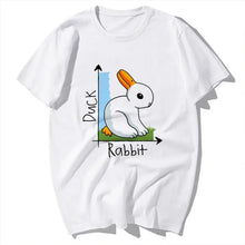 T-shirt blanc col rond manches courtes unisexe avec lapin orange sur herbe dans graphique canard lapin