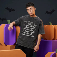 T-shirt coton retro gaming gris foncé avec motif blanc donkey kong et indicateurs de score et niveau