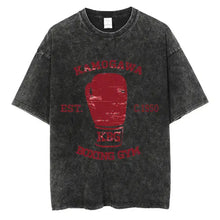 T-shirt manga club en coton noir avec motif gant de boxe rouge et texte kamogawa boxing gym rouge