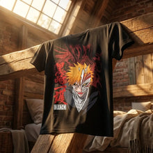 T-shirt bleach col rond manches courtes noir en coton avec graphique d ichigo kurosaki à cheveux orange vif et texte japonais rouge