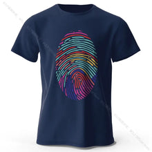 T-shirt homme empreinte digitale en coton bleu marine avec dessin empreinte digitale arc-en-ciel vibrant