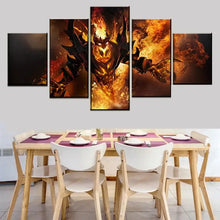 Tableau dota en toile en 5 pièces représentant une créature fantastique en armure orange et noir, idéal pour magasins de jouets et déguisement carnaval