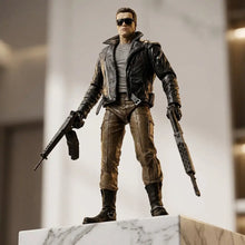 Figurine terminator t-800 arnold schwarzenegger cuir noir avec deux fusils articulée collection action