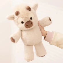 Peluche vache highland à poils longs couleur crème avec oreilles et nez marron en peluche douce