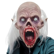 Masque vampire effrayant pour adultes avec peau pâle, cheveux blancs, bouche ouverte et dents acérées version à cheveux