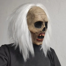 Masque zombie beige en latex avec cheveux blancs longs et traits réalistes pour halloween
